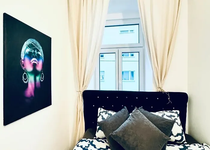 Apartment Comfortable 2br Retreat, Prime Spot By Stadthalle