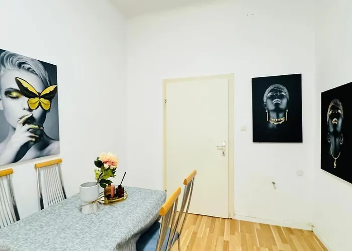 Comfortable 2br Retreat, Prime Spot By Stadthalle Vienna