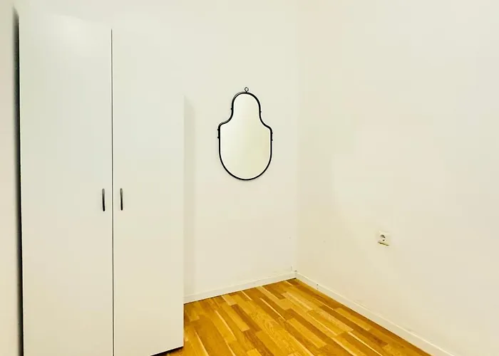 Comfortable 2br Retreat, Prime Spot By Stadthalle